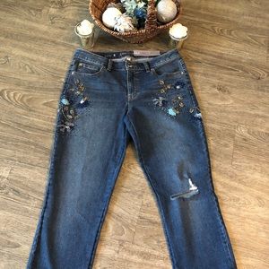 Capri Mid Rise Denim Jeans